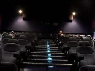 TH ins Kino