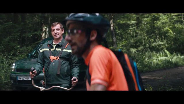 Pub Qwant qui clashe Google avec Arnaud en VTT, 27 ans...