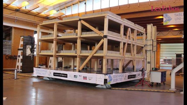Essai sismique sur la future tour en bois Silva à Bordeaux
