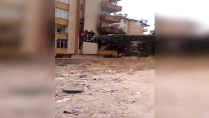 Balkonda Çıkan Yangını Korkuttu