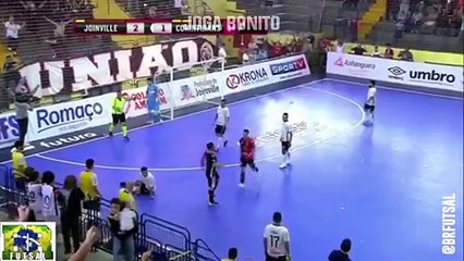BEST SOCCER FOOTBALL VINES - FUNNY FAILS, SKILLS, GOALS #61 (1)