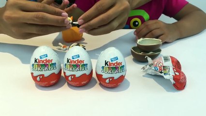 4 Looney Tunes Kinder Surprise Eggs