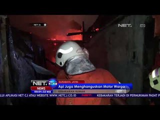 Video herunterladen: Tujuh Rumah di Surabaya Hangus Terbakar - NET24