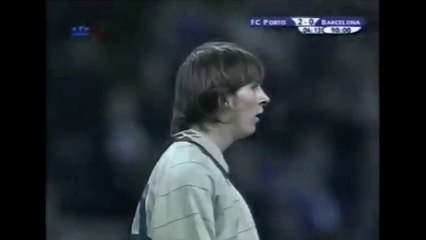 Lionel Messi vs FC Porto (2003) - Official Debut