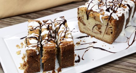 تعلمي طريقة عمل فطيرة التفاح المفتت الآن مباشرةً