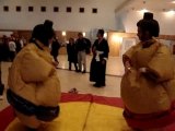 Asianim II : match de sumo ---> Laurent VS Tuntun