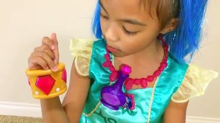 Miroiter et éclat magique Robe vers le haut jouets déballage jouets académie