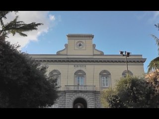 Download Video: San Giorgio a Cremano (NA) - Tangenti: indagati sindaco ed ex sindaco (23.10.15)