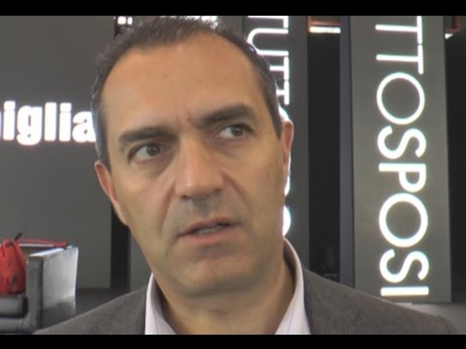 Napoli - Legge Severino, rischia De Magistris. De Luca: "Non confondiamo" (21.10.15)