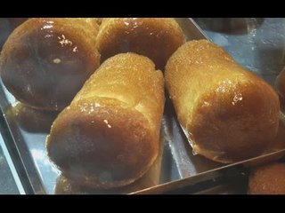 Napoli - "Mazz", la pasticceria che punta tutto sul babà (09.11.15)