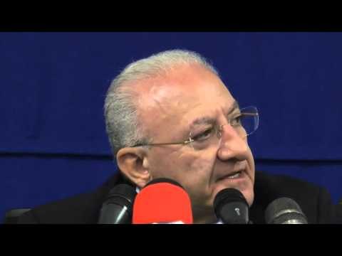 Napoli - De Luca - Ho nominato manager che non conosco nella sanità (11.11.15)