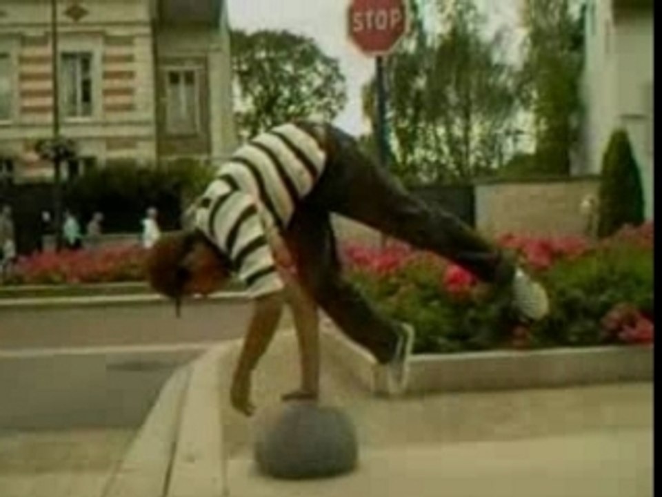 Trailer bboy friiz