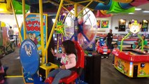 Kids Arcade Games, Plastic Balls Game, Splash the Ducks Game, Chuck E Cheeses Part 2 - ZMTW