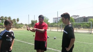 CROSSBAR Y PENALTI A CIEGAS CHALLENGE | FUTBOL CON MIS PRIMOS - ElChurches