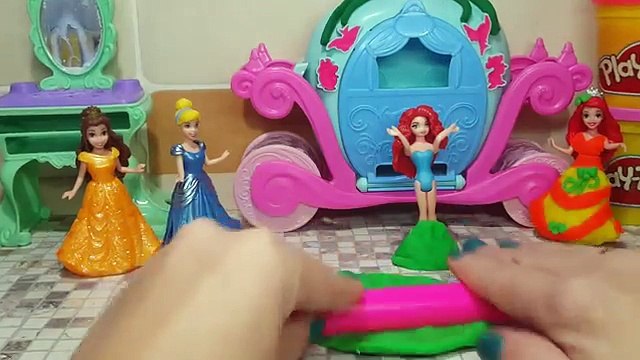 Robes mode mode jouer Princesse disney disney DOH MagiClip créer des robes de bal princesse p