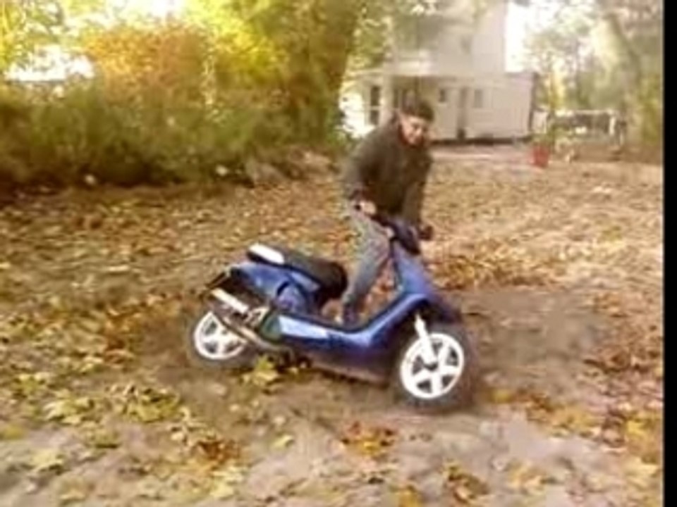 moi et le scoot du frero