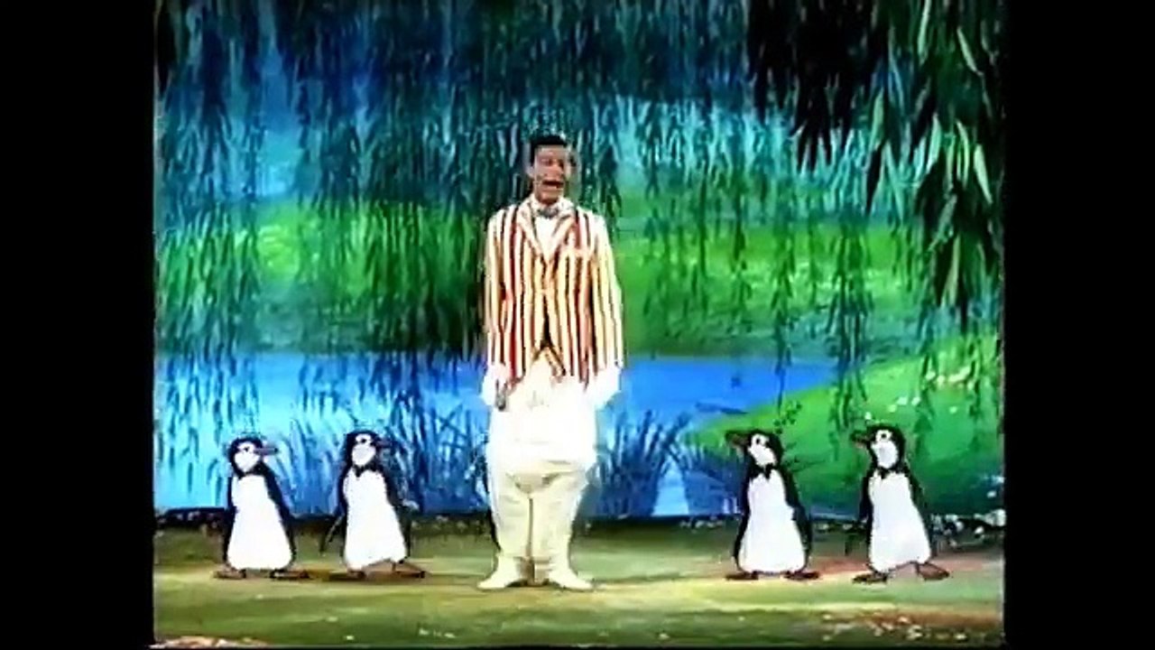 Digitized opening to Cinderella (1992 VHS UK)