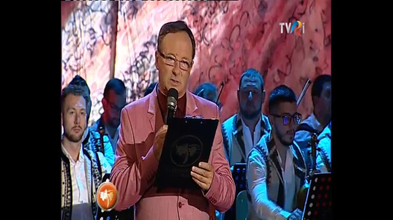 Roxana Rozovlean - Festivalul National de folclor Strugurele de aur - Alba Iulia - 14.09.2017