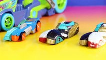 Hot Wheels Load Split And Launch X-Blade Rig Split Speeders Smashes And Crashes