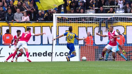 Ligue 2 - Pénalty pour Sochaux après un tirage de maillot !