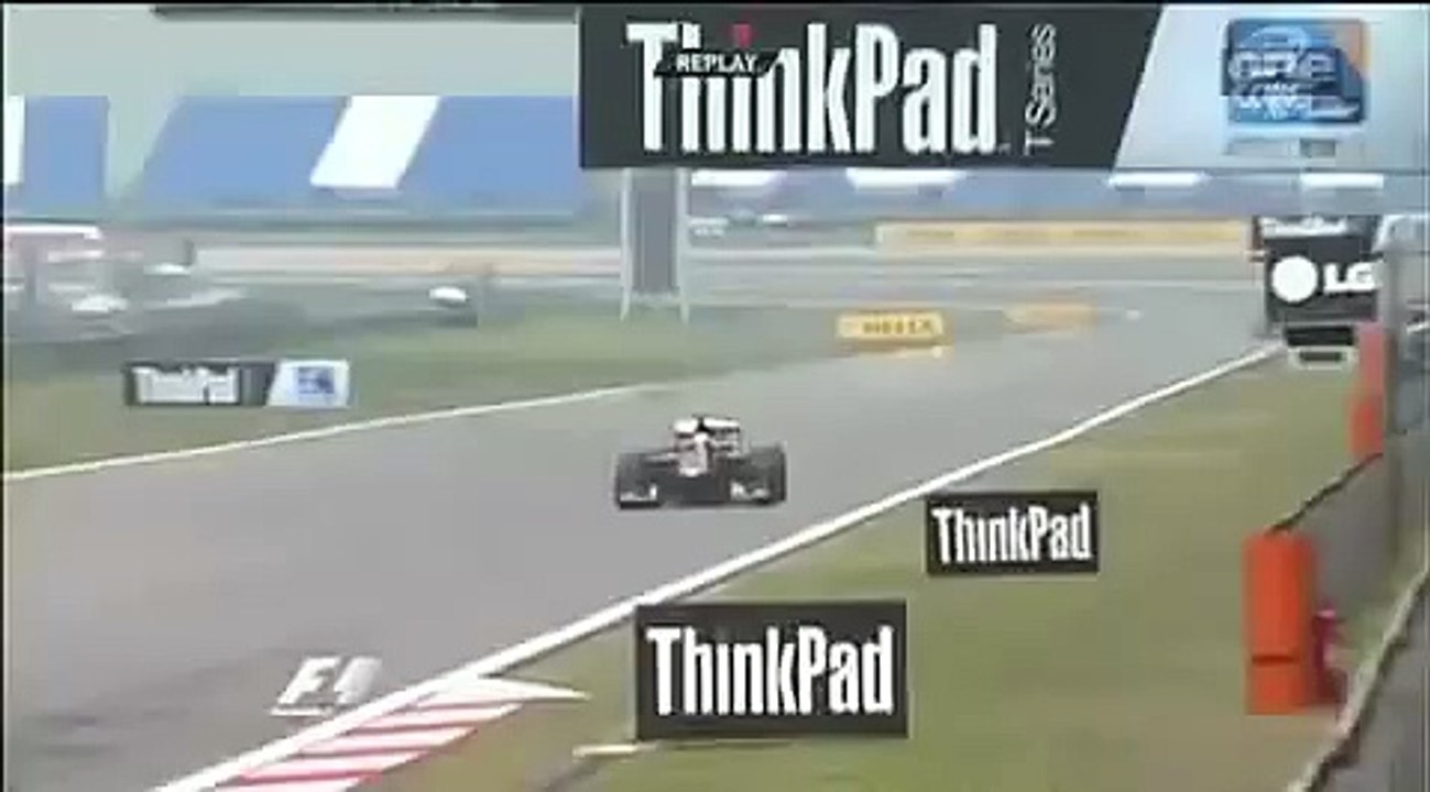 F1 2010 Chinese GP - Sebastien Buemi Crash