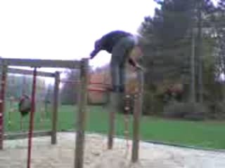 Salto Arrière Barre Plaine de jeux