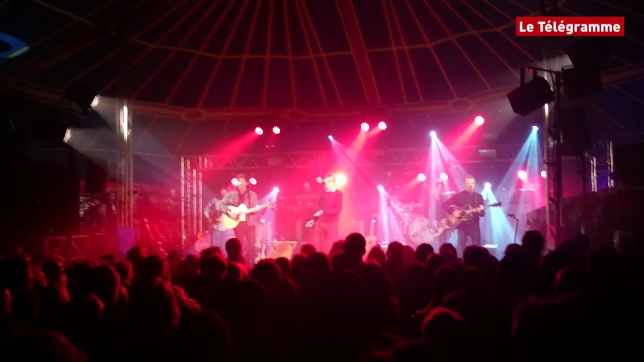 Des Arts Sonnés. Les trois Souchon et Tété régalent