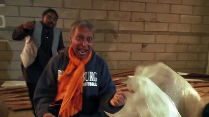 Aathrangal Varuthu Athreya | Put Chutney ft. Temple Monkeys