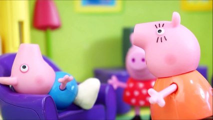 Peppa Pig Cai do Telhado e Quebra a Perna Com Pig George da Família Peppa Pig Ambulancia Playmobil