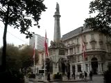 Chambery Fontaine des Elephants. Quatre sans Q