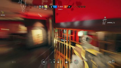 Tom Clancy's Rainbow Six® Siege | Dropping bodies