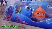 Family Fun Trip at the Beach with DISNEY FINDING DORY Bath Squirters   Mickey Mouse Surprise Egg!
