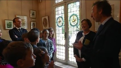 Au château d'Alexandre Dumas, Emmanuel Macron résume à sa façon l'ordonnance de Villers-Cotteret