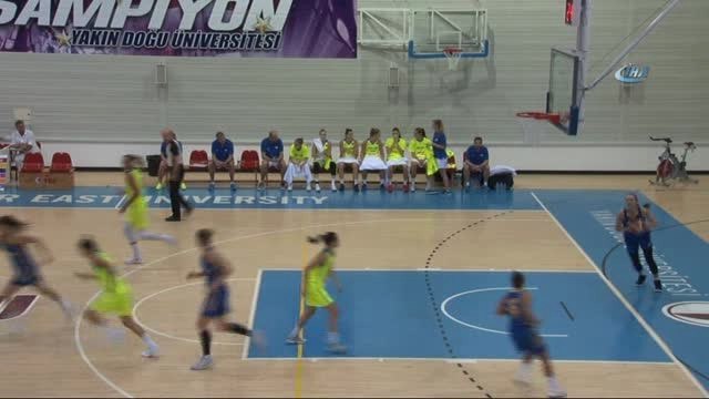 Uluslararası Dr. Suat Günsel Basketbol Turnuvası - Usk Prag: 82 - Castors Braine: 77