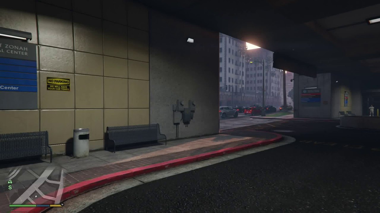 Grand Theft Auto V - Breaking Into Michael's House