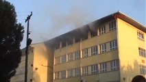 Aydın Kullanılmayan Okul Binasında Yangın Çıktı