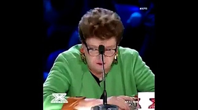 X-Factor, Mara Maionchi contro la band che canta in inglese: Siamo in Italia, mi avete rotto i c...