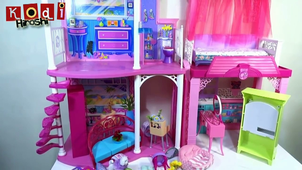 Arrumando a casa da Barbie