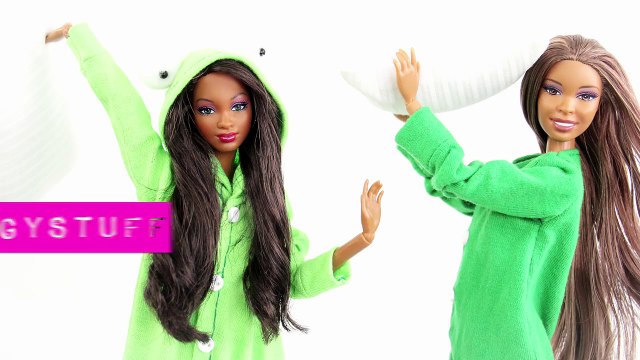 DIY - How to: Reroot Doll Hair With Yarn - Handmade - Crafts - 4K