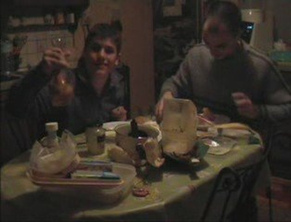 Sketche - LES CUT CUT