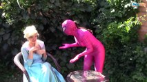 Spiderman Sits on Frozen Elsa! w/ Joker Maleficent Anna Spidergirl! Superhero Fun IRL