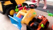 Cars for Kids | Dump Trucks! Truck Videos for Children | Construction Vehicles Toys Fun for Kids