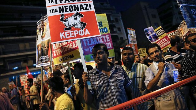 Manifestação em Atenas assinala 4º aniversário do assassinato do rapper Pavlos Fyssas