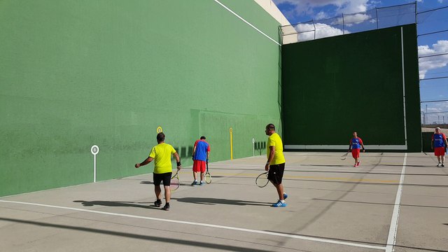 Frontenis 2ª partida 2ª división Rivas vs Pinto set 1 ultimos tantos emocionantes