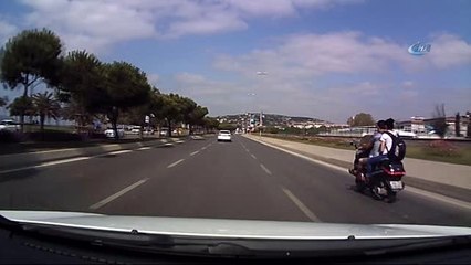 Ailesinin Hayatını Hiçe Sayan Sürücü Kamerada