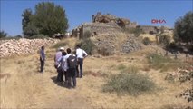 Mardin Midyat'ta Hristiyan Mimarisi İçin Arkeolojik Yüzey Araştırması