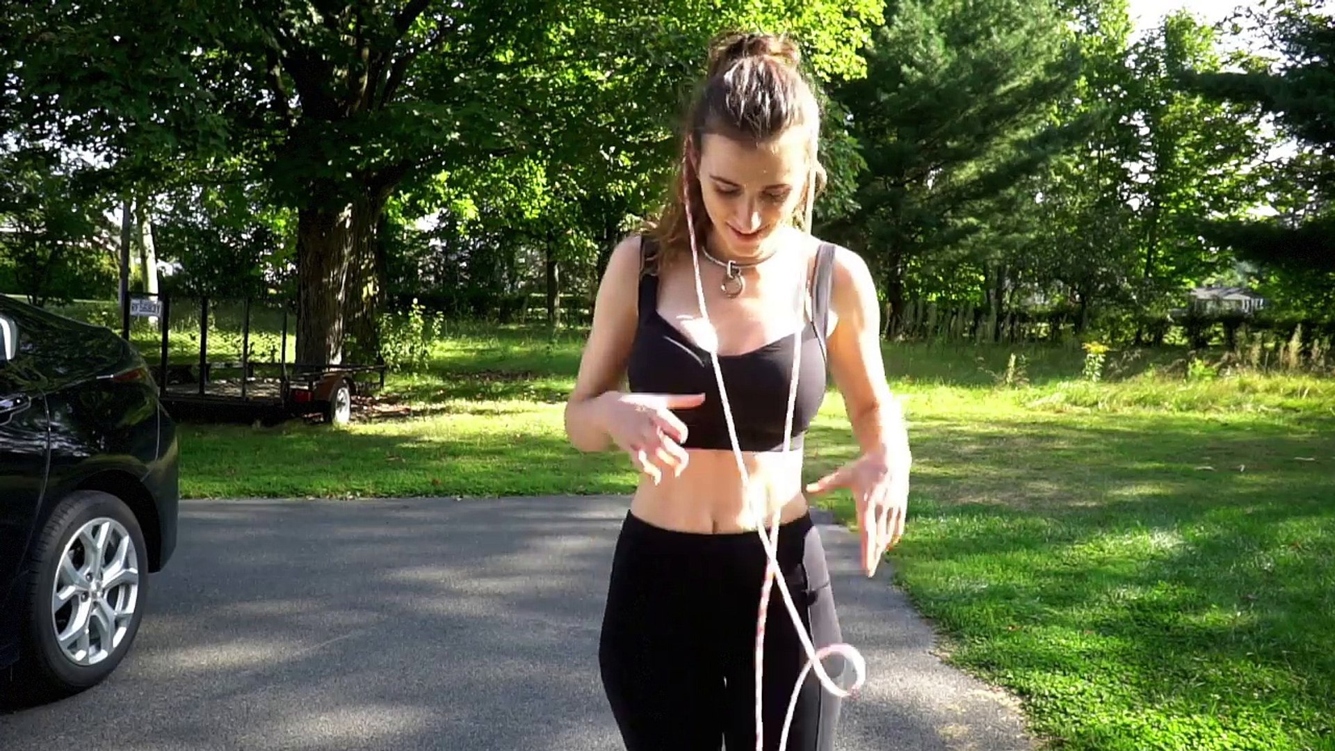 Sports Bra VS. No Bra Jump Rope Test Is Telling You Why Women Need