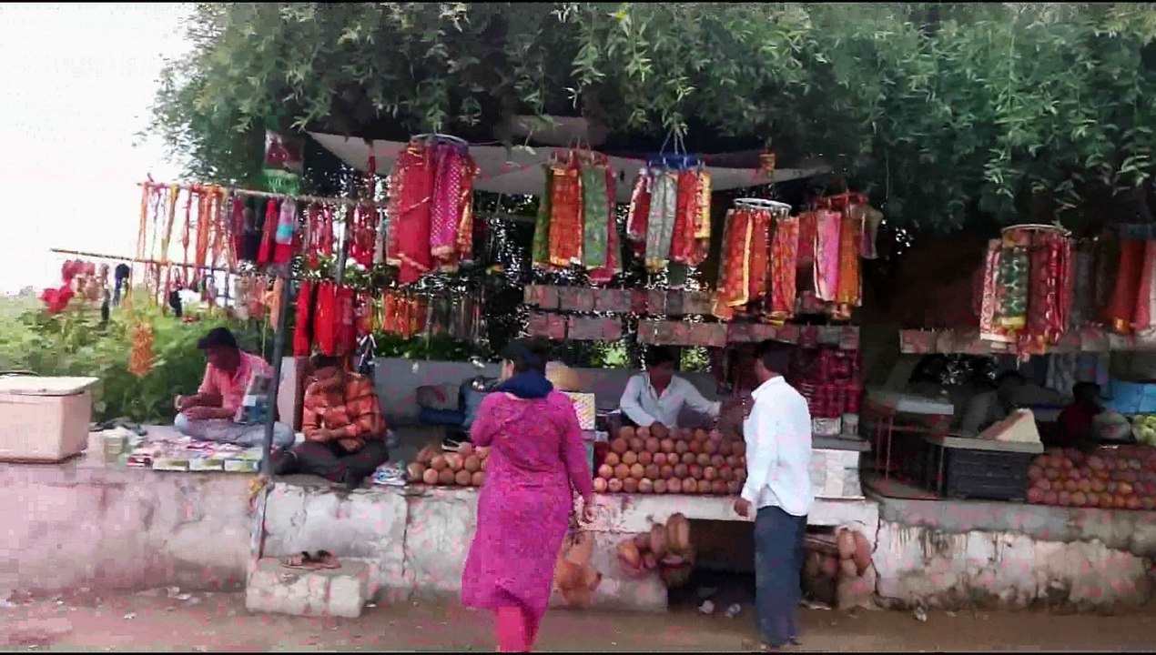 દેવ દર્શન           વઢવાણ નકટી વાવ ની મેલડી મા ના દર્શન…