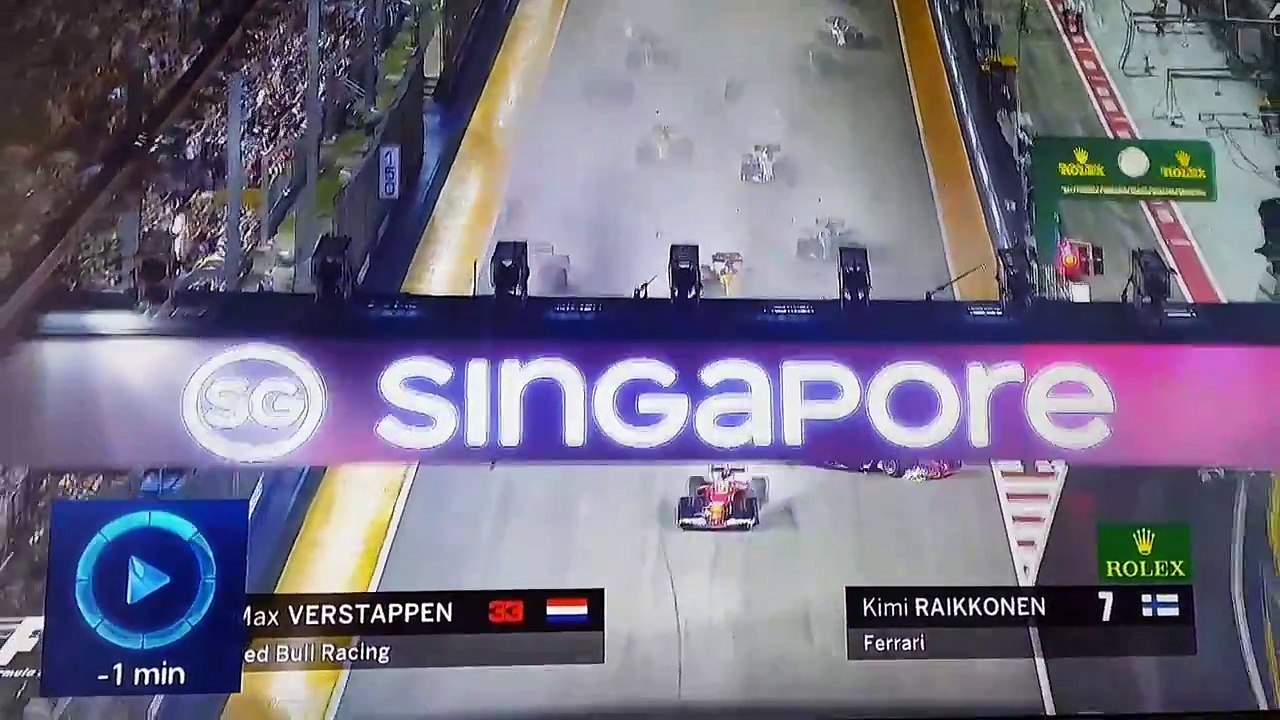 Formule 1 : l'énorme carambolage au départ du Grand Prix de Singapour