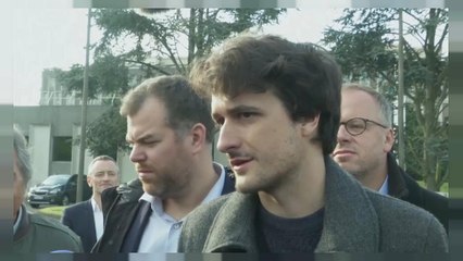Freed journalist arrives back in France